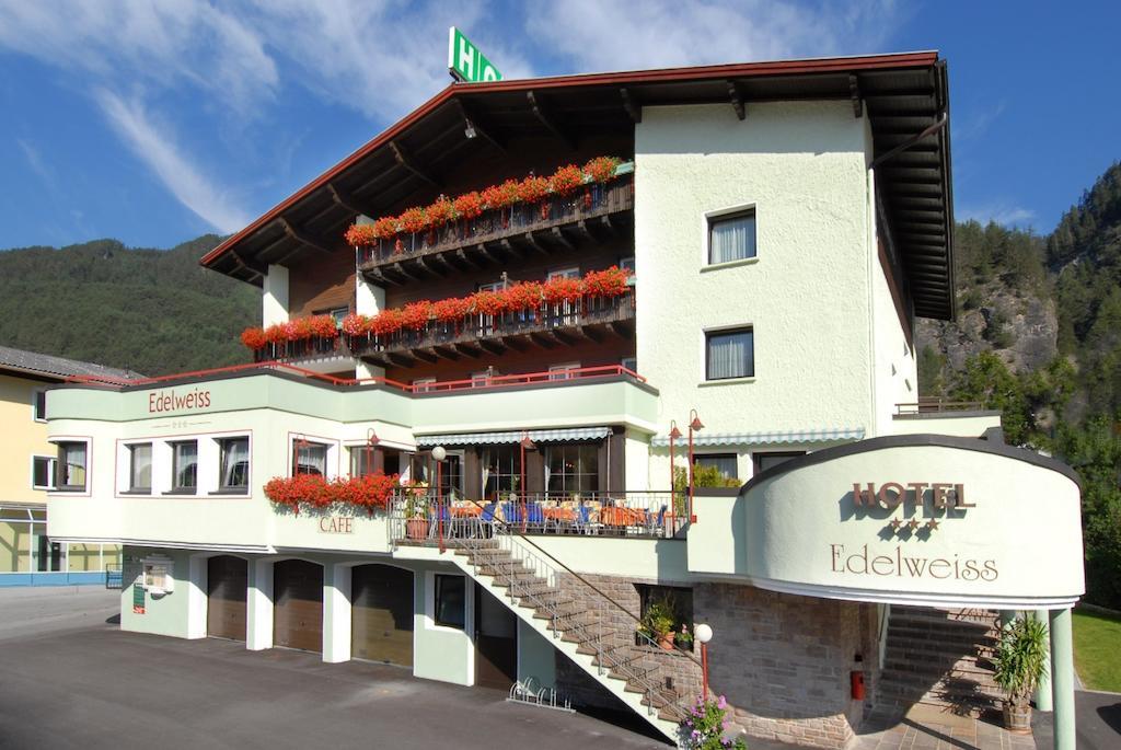 פונדס Hotel Edelweiss מראה חיצוני תמונה