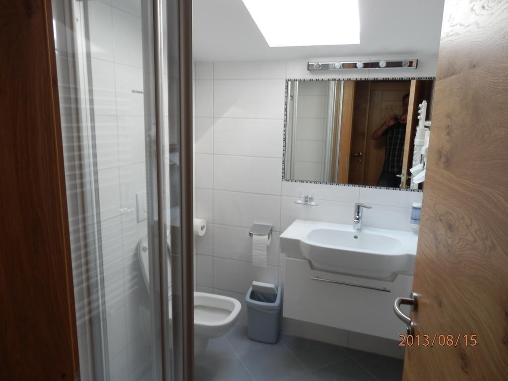פונדס Hotel Edelweiss מראה חיצוני תמונה