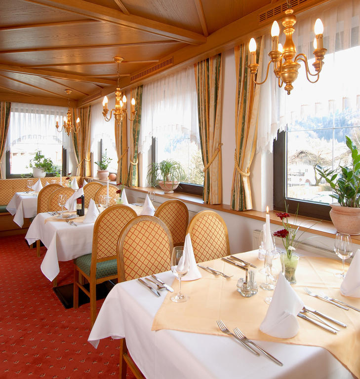 פונדס Hotel Edelweiss מראה חיצוני תמונה